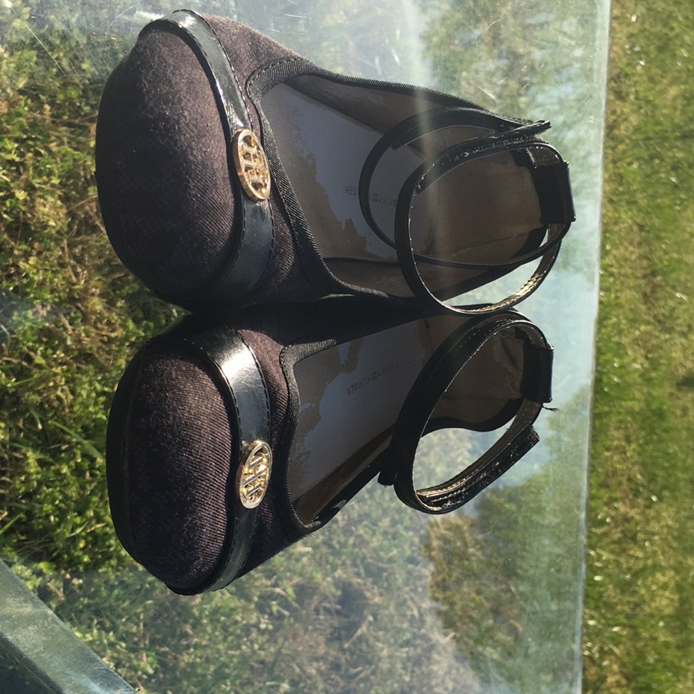 Children’s shoes